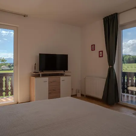 Apartment Am Velden *